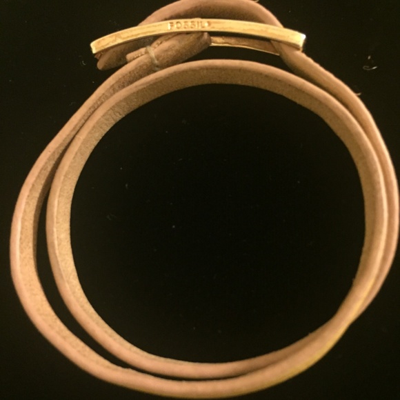 FOSSIL BROWN LEATHER WRIST WRAP BRACELET - Picture 4 of 4